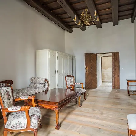 Hotel Zámek Kolštejn - Chateau Goldenstein Branná