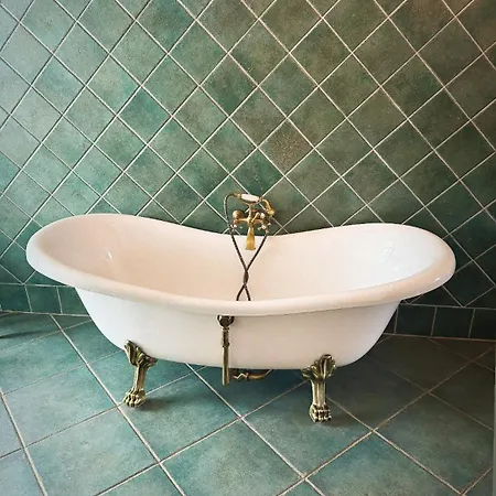 Zamek Kolstejn - Chateau Goldenstein Отель 3*