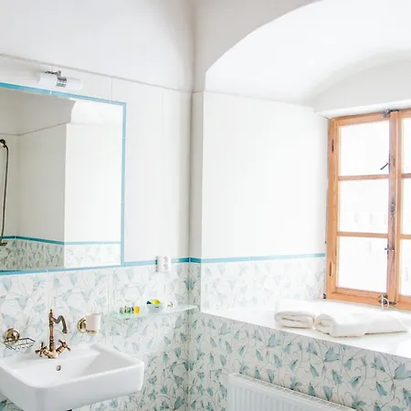 Zamek Kolstejn - Chateau Goldenstein Hotel 3*