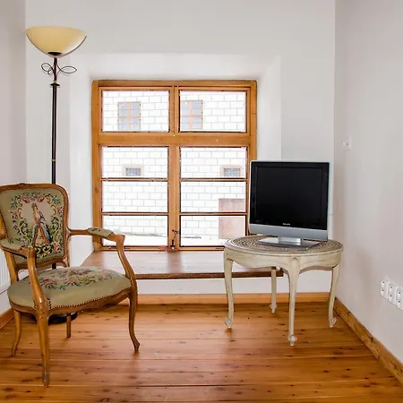 Zámek Kolštejn - Chateau Goldenstein 3* Branná