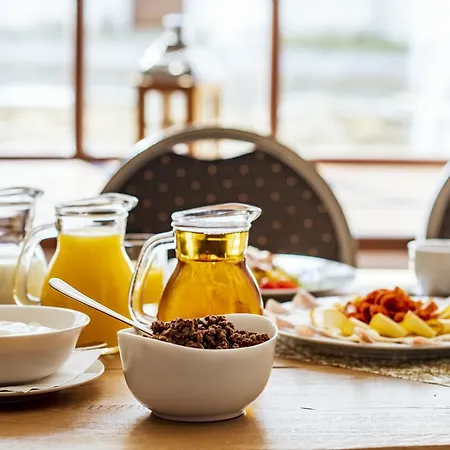 Zamek Kolstejn - Chateau Goldenstein Hotel Branná