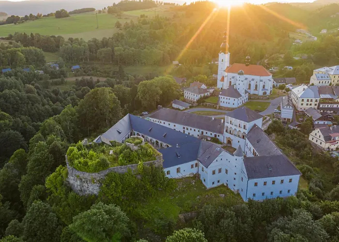 Szálloda Zámek Kolštejn - Chateau Goldenstein